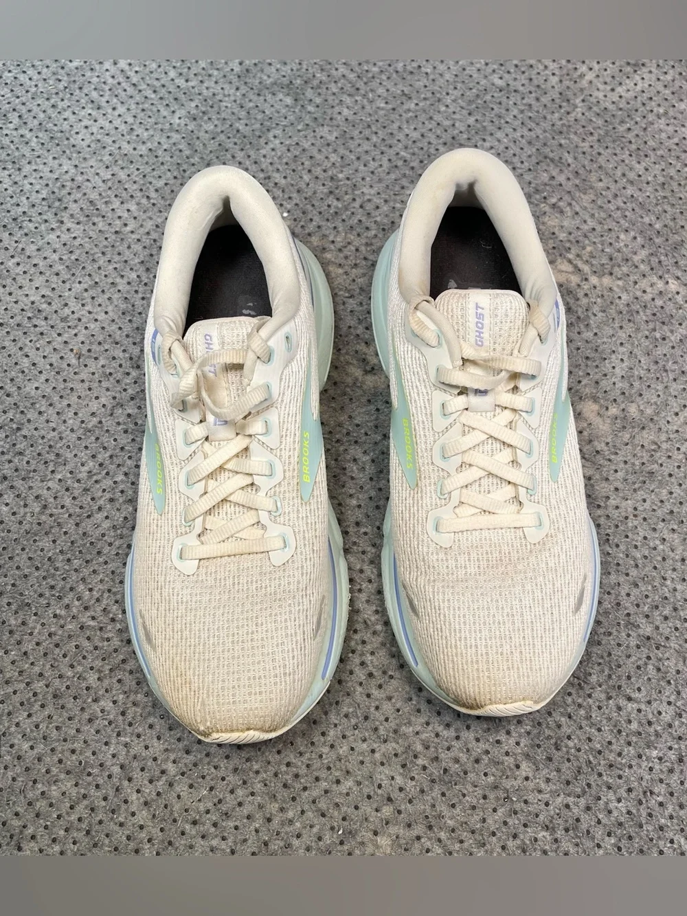 Brooks ghost 15